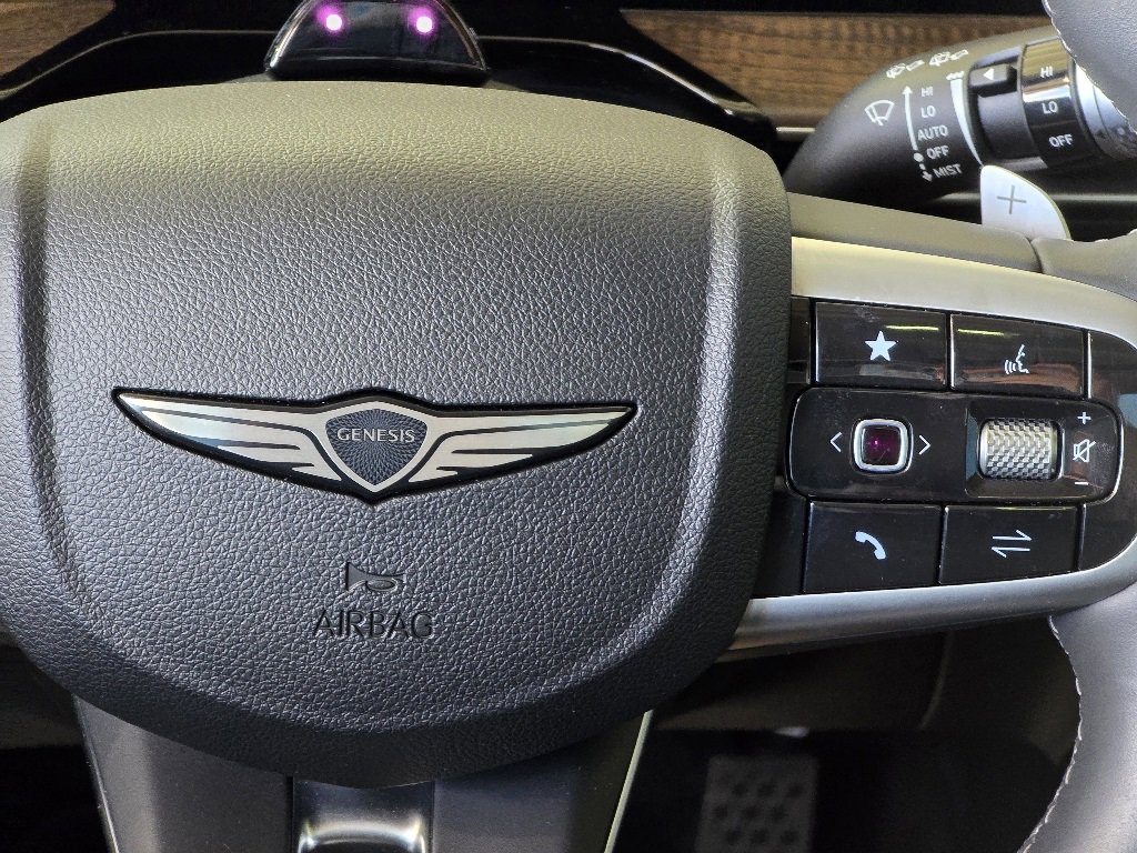 Used 2025 Genesis GV80 2.5T Prestige image 17