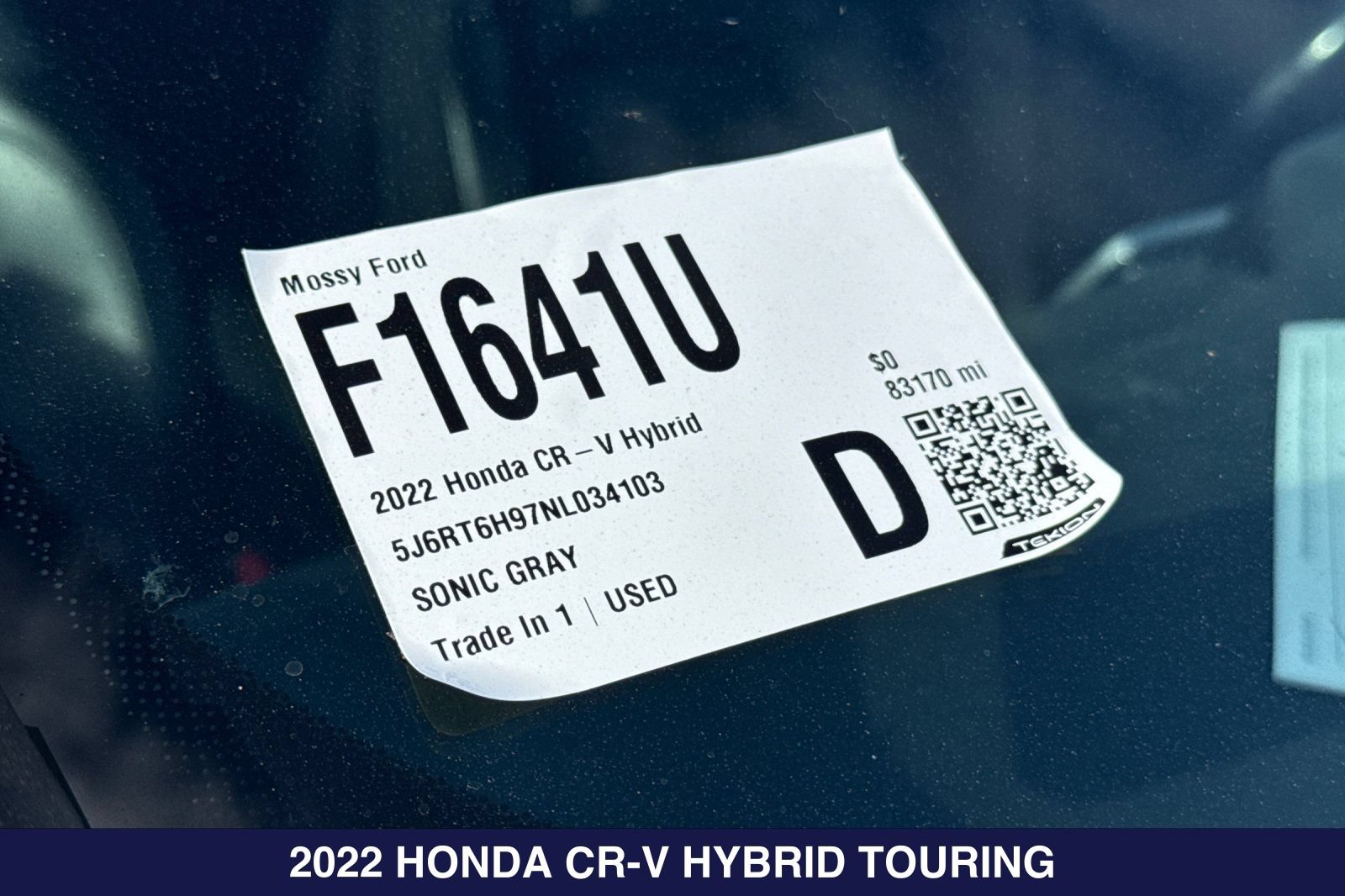 Used 2022 Honda CR-V Touring image 2