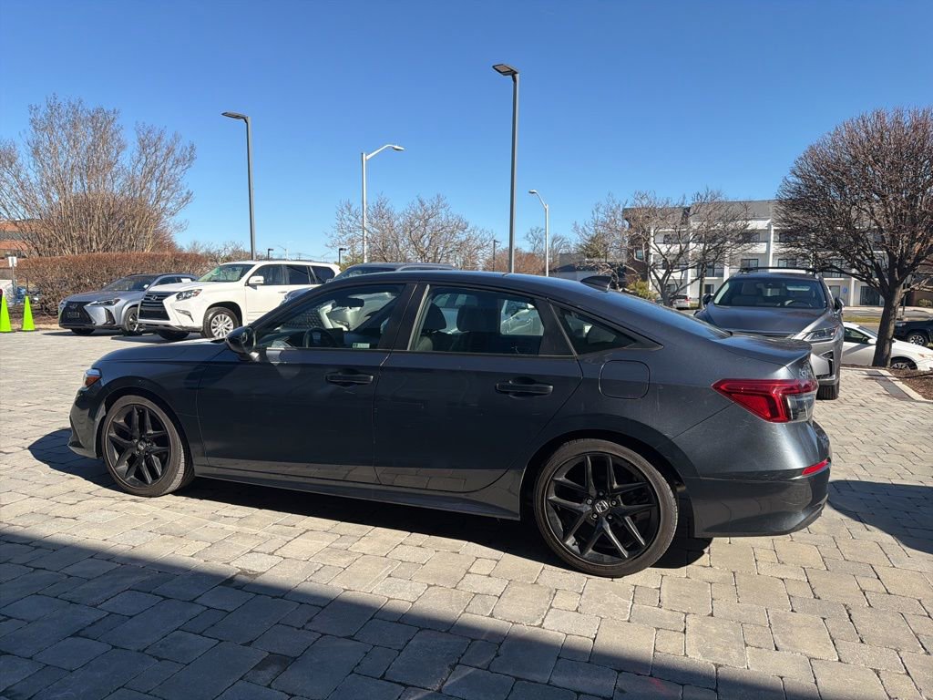 Used 2023 Honda Civic Sport image 11