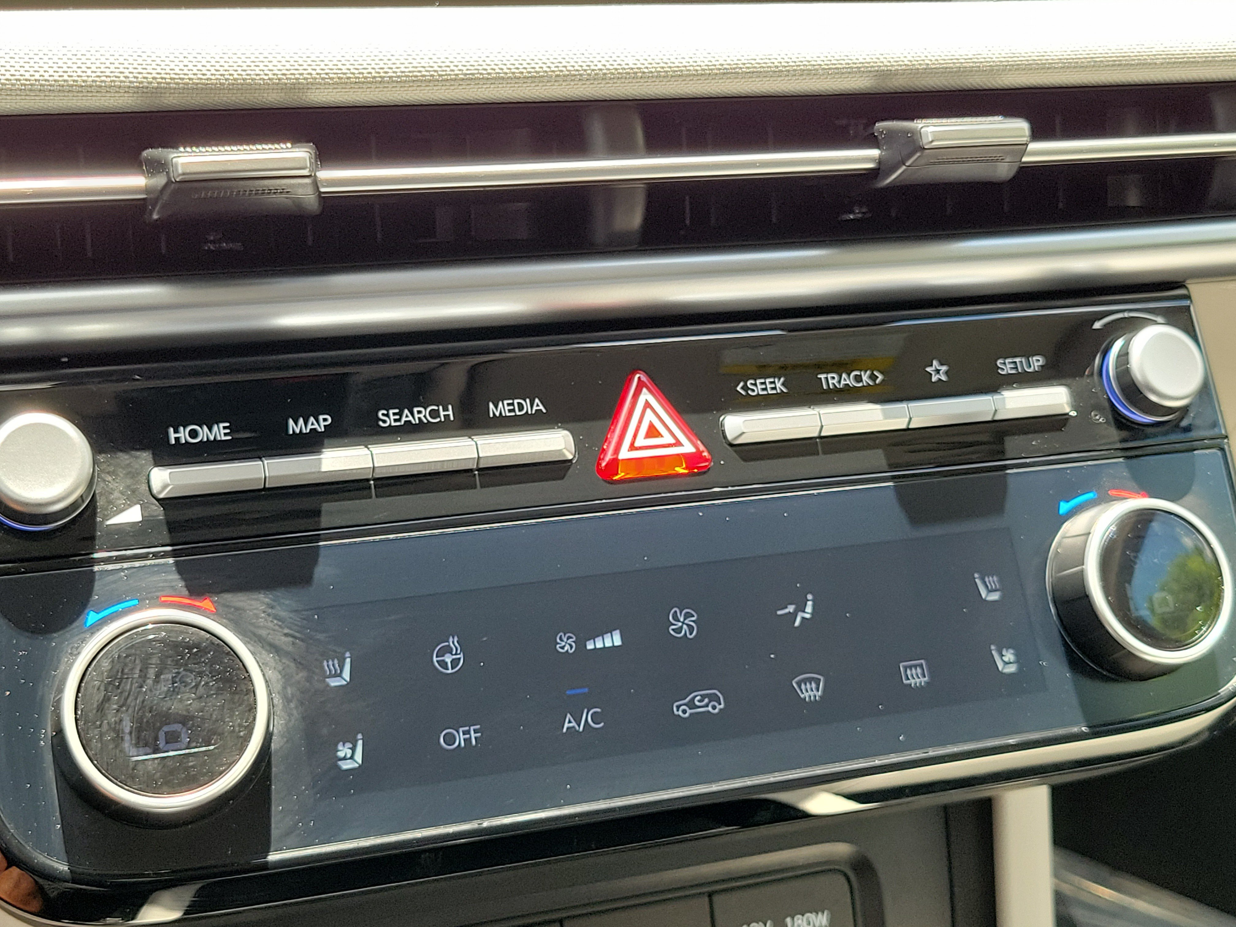Used 2025 Hyundai Tucson Limited FWD image 32