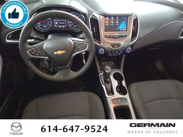 Used 2018 Chevrolet Cruze LT FWD image 17