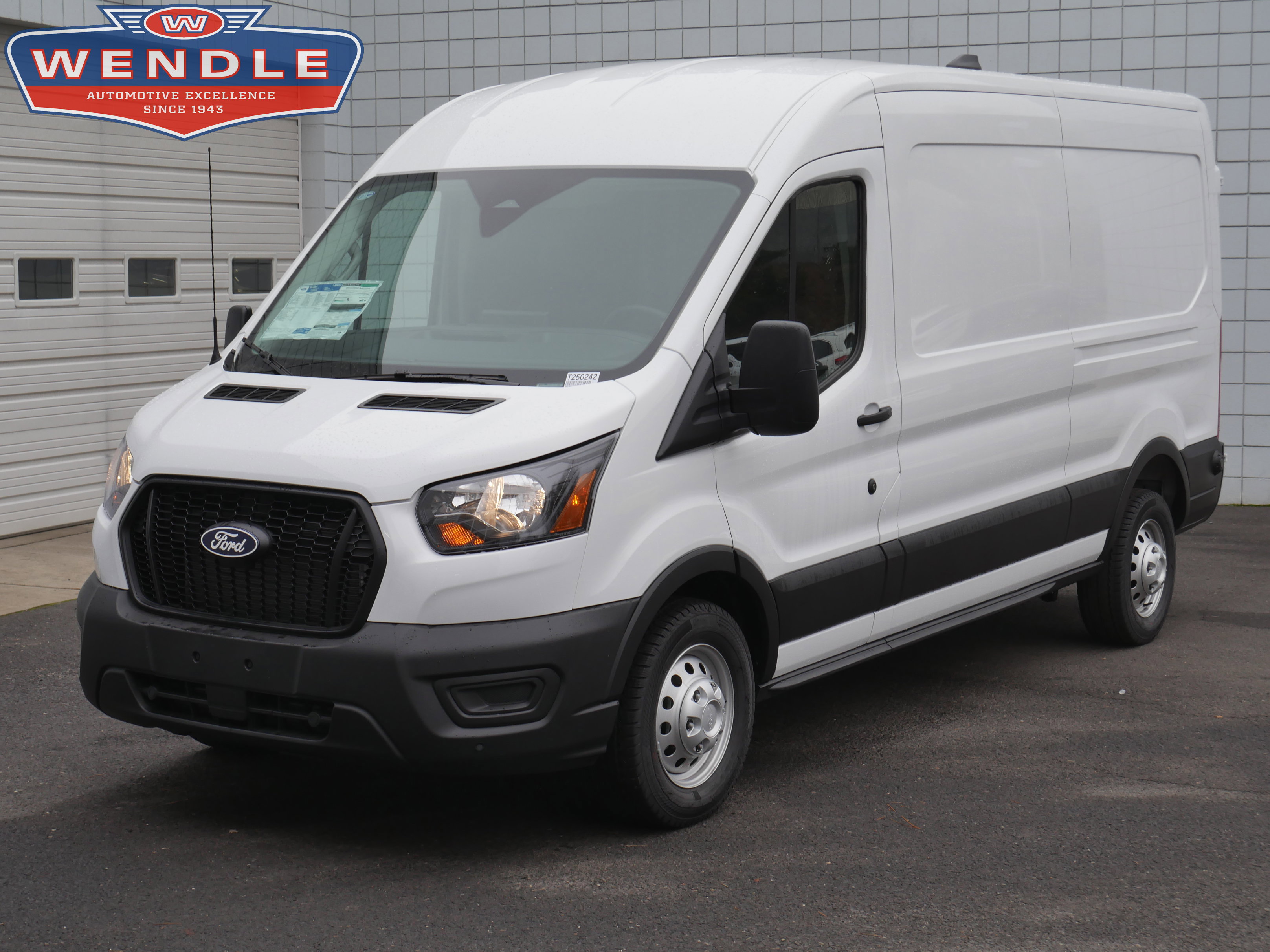 New 2026 Ford Transit 250 148 Medium Roof Extended AWD w/ Load Area Protection Package