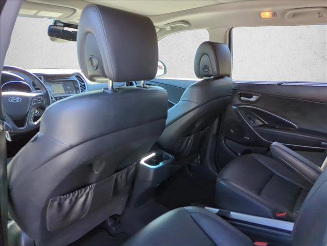 Used 2017 Hyundai Santa Fe Limited image 18