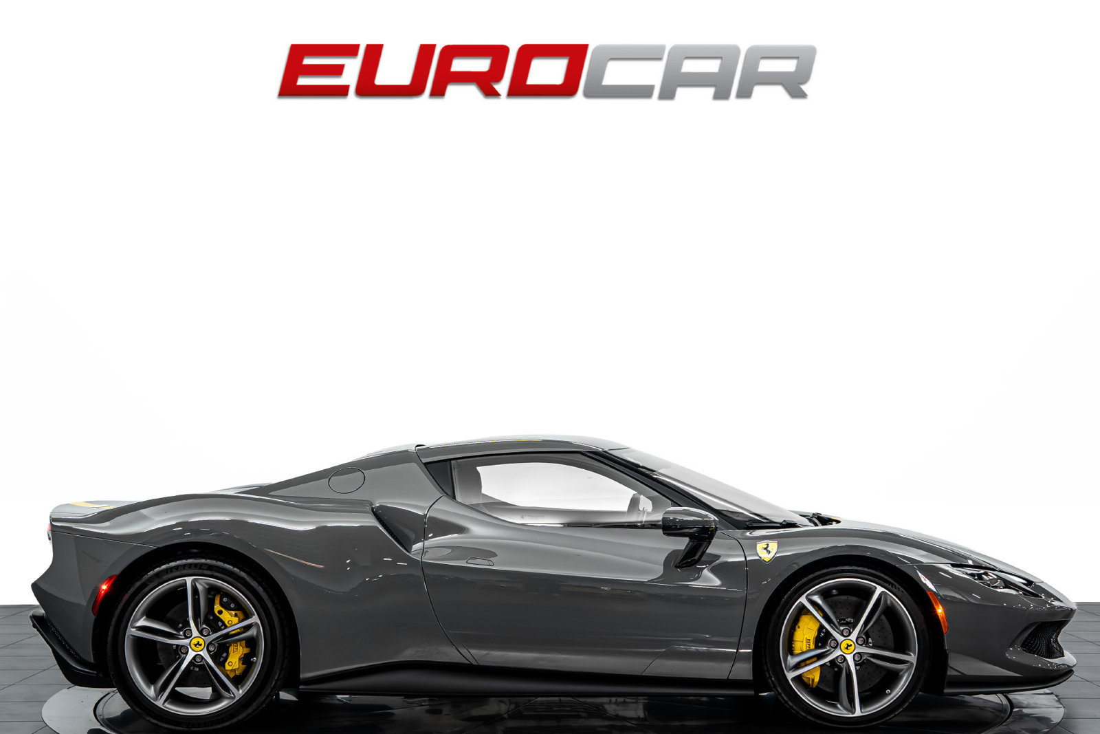 Used 2023 Ferrari 296 GTB RWD image 6