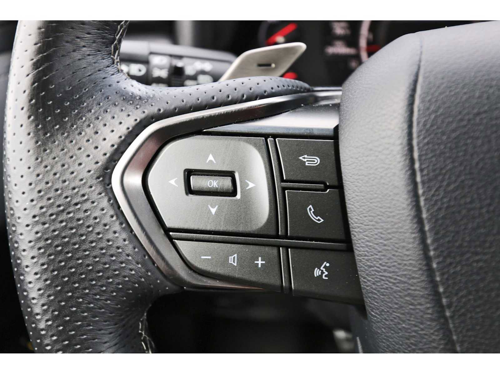 Used 2024 Lexus LX 600 F Sport image 15