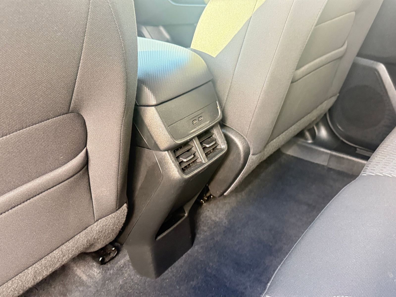 Used 2025 Chevrolet Equinox LT image 24