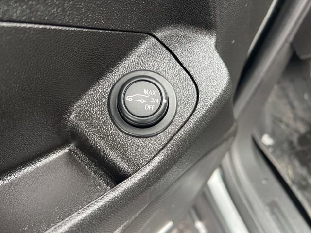 Used 2020 GMC Terrain SLT image 30