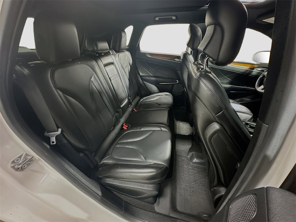 Used 2019 Lincoln MKC Reserve w/ MKC Climate Package image 31
