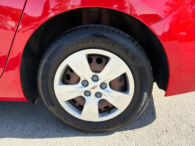 Used 2018 Chevrolet Cruze LS FWD image 25