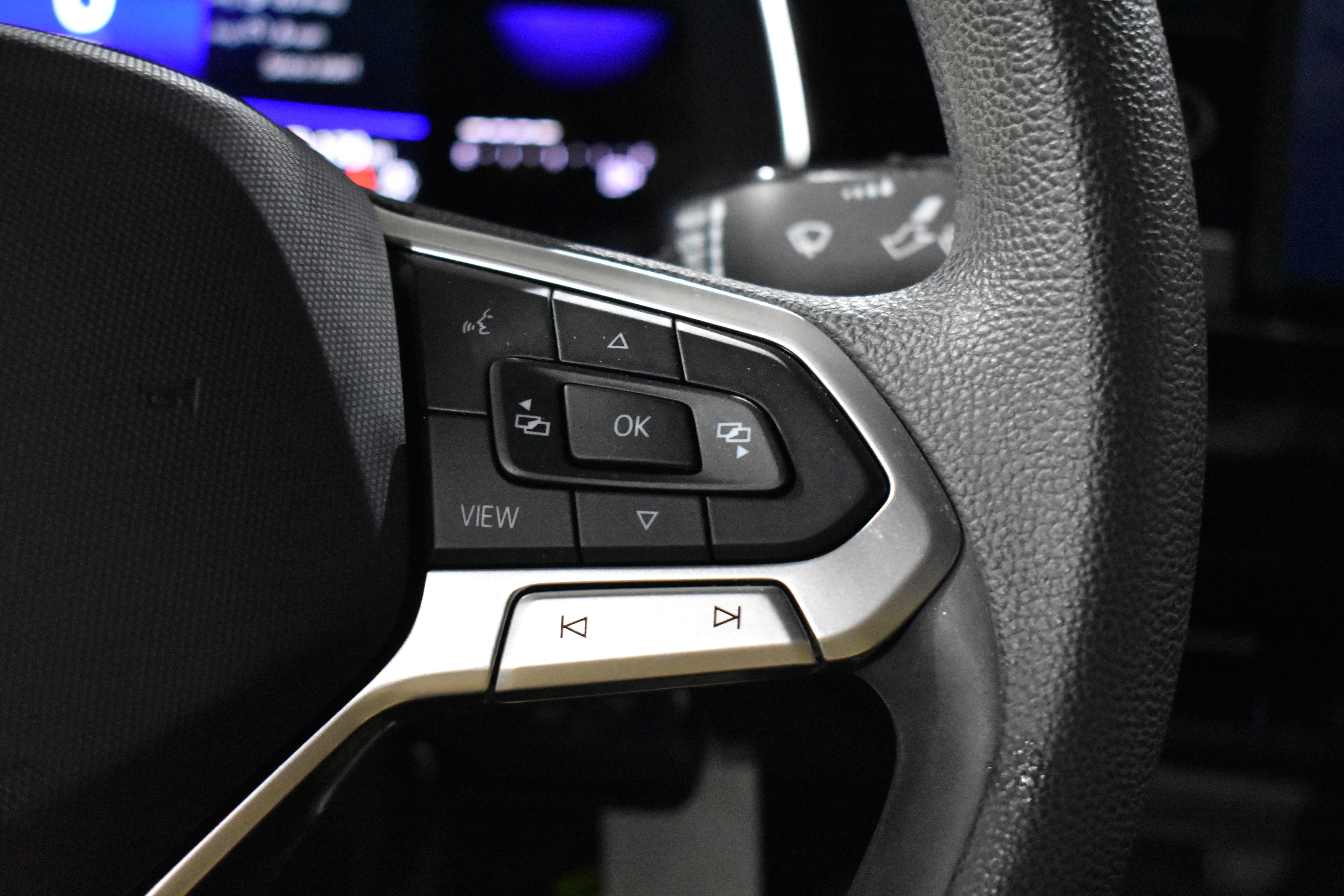 Used 2023 Volkswagen Jetta Sport image 16