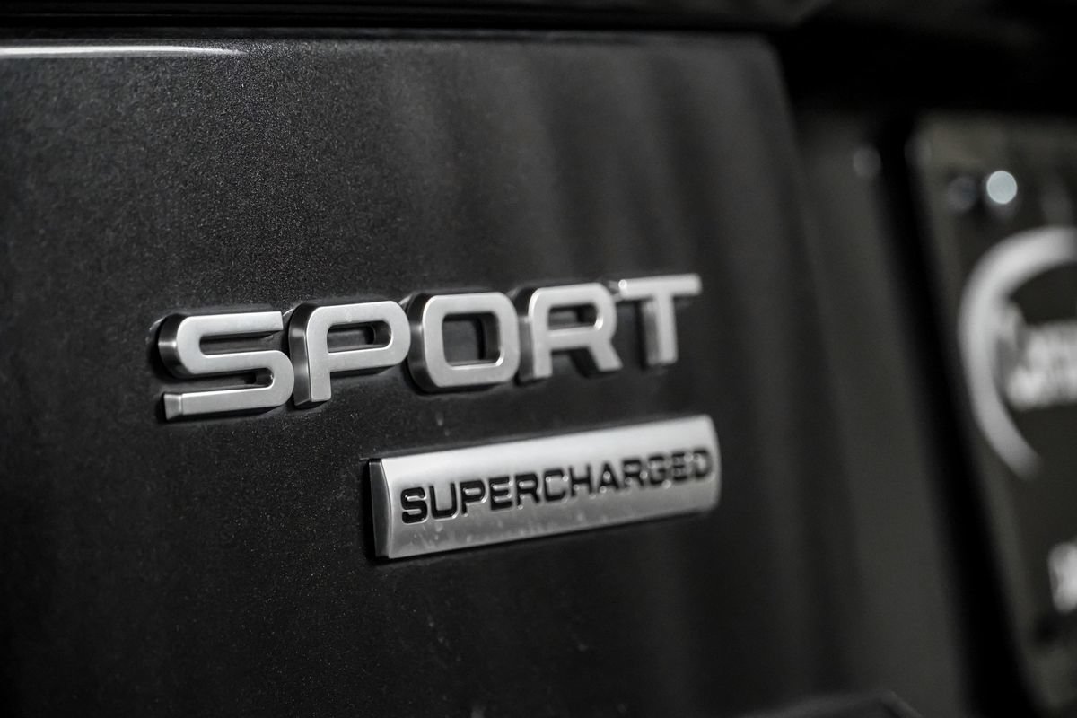 Used 2019 Land Rover Range Rover Sport Supercharged AWD/4WD image 43