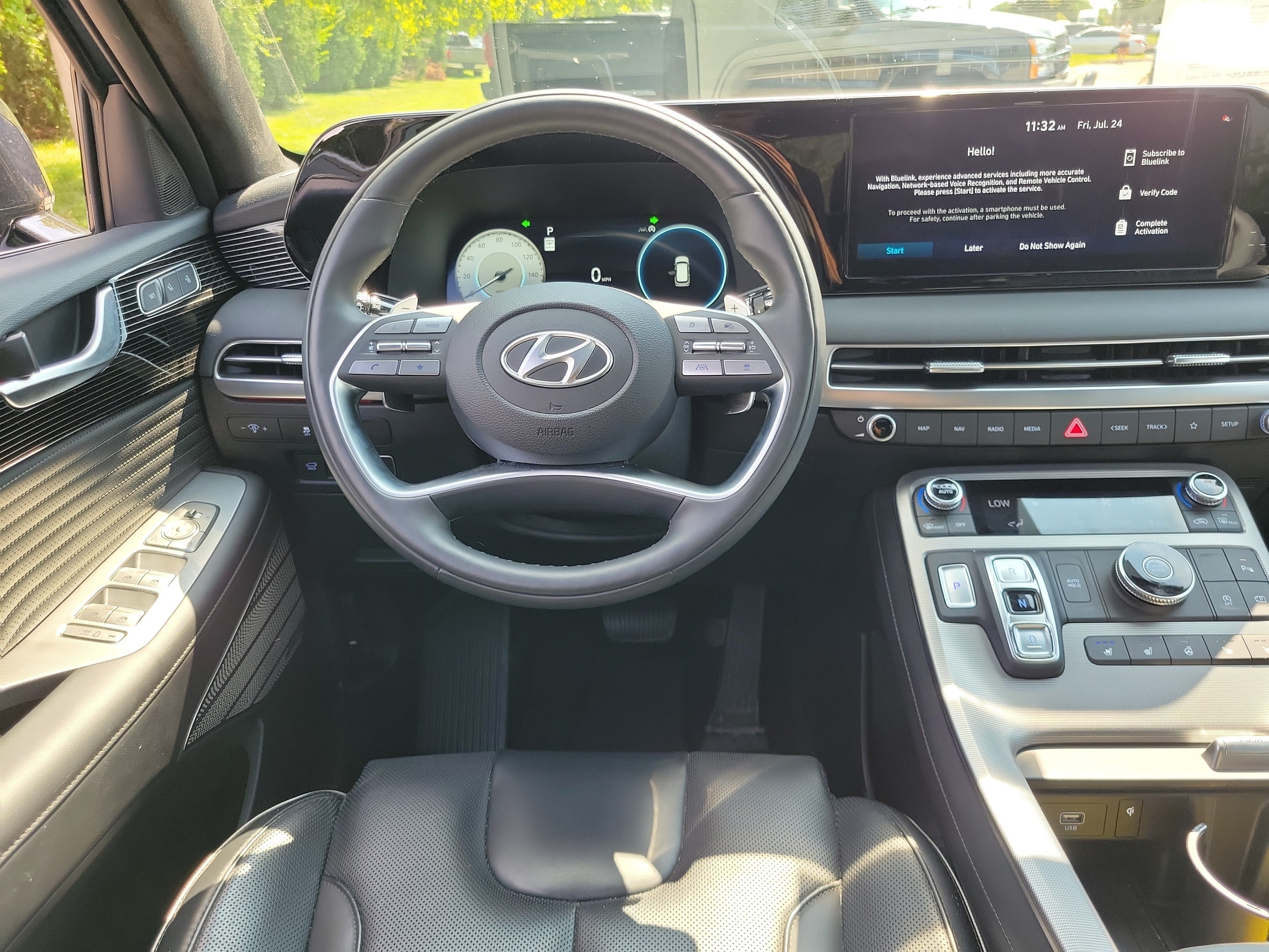 Used 2025 Hyundai Palisade Calligraphy FWD image 10