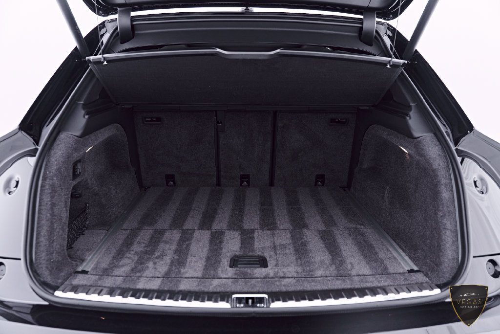 Used 2024 Bentley Bentayga AWD/4WD image 25