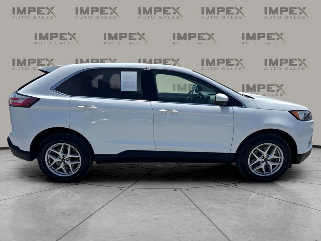 Used 2024 Ford Edge SEL w/ Convenience Package AWD/4WD image 6