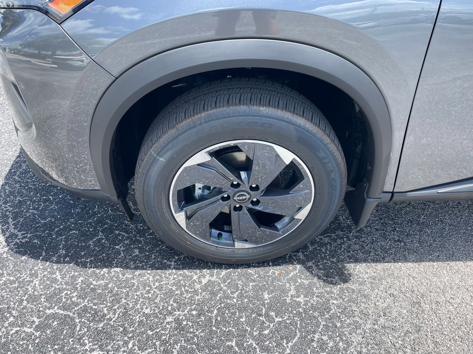 New 2026 Nissan Rogue SV image 10