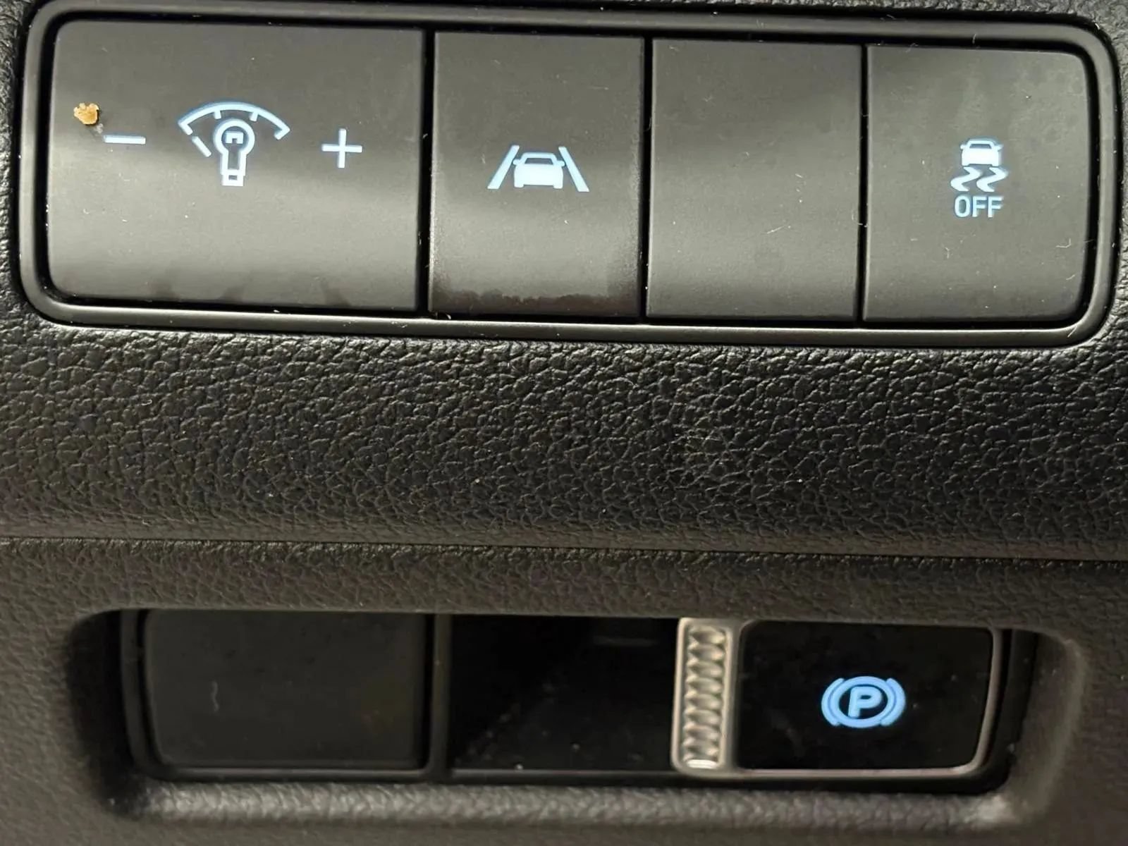 Used 2022 Hyundai Santa Fe SEL AWD/4WD image 29