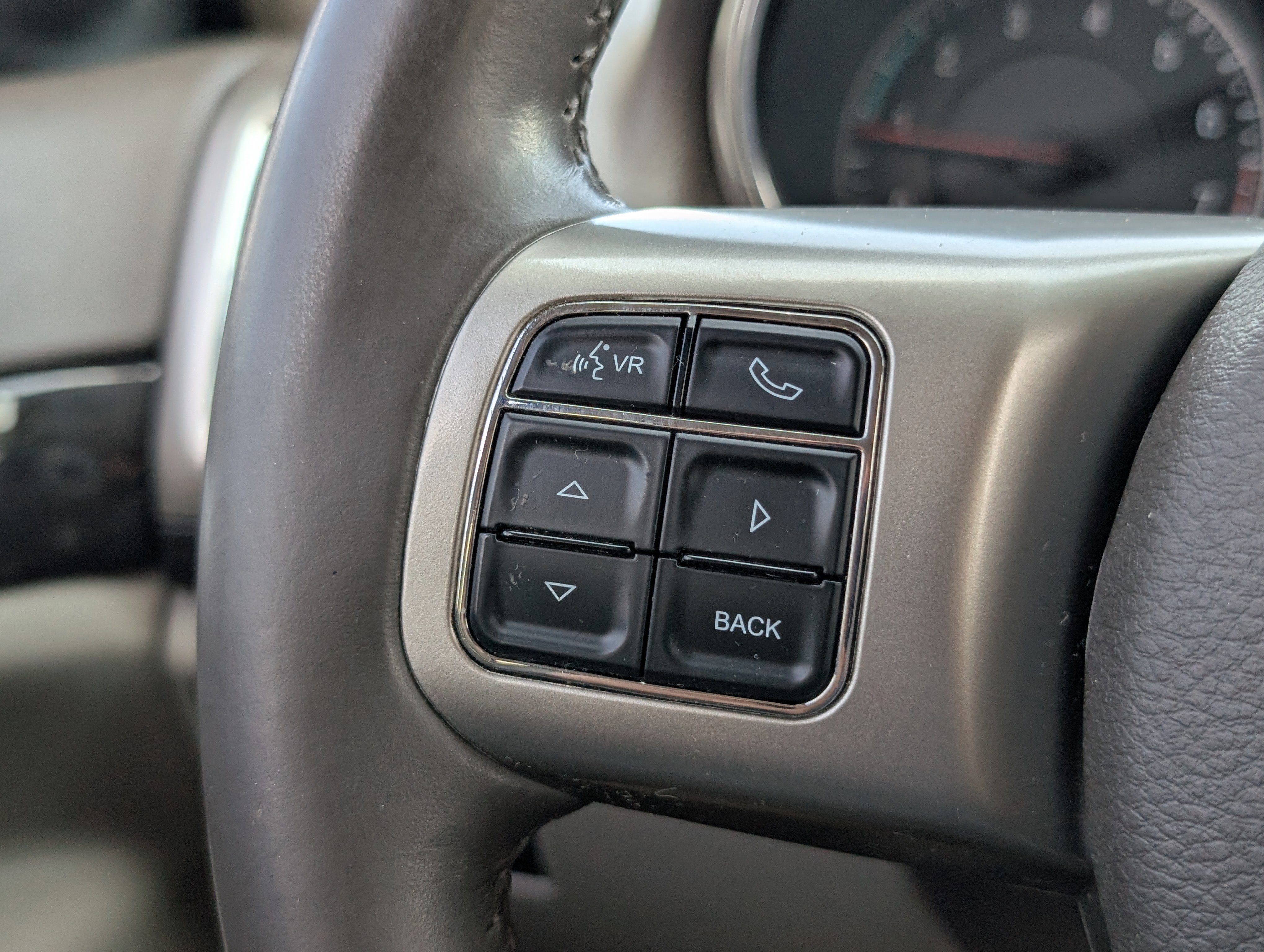 Used 2013 Jeep Grand Cherokee Laredo AWD/4WD image 24