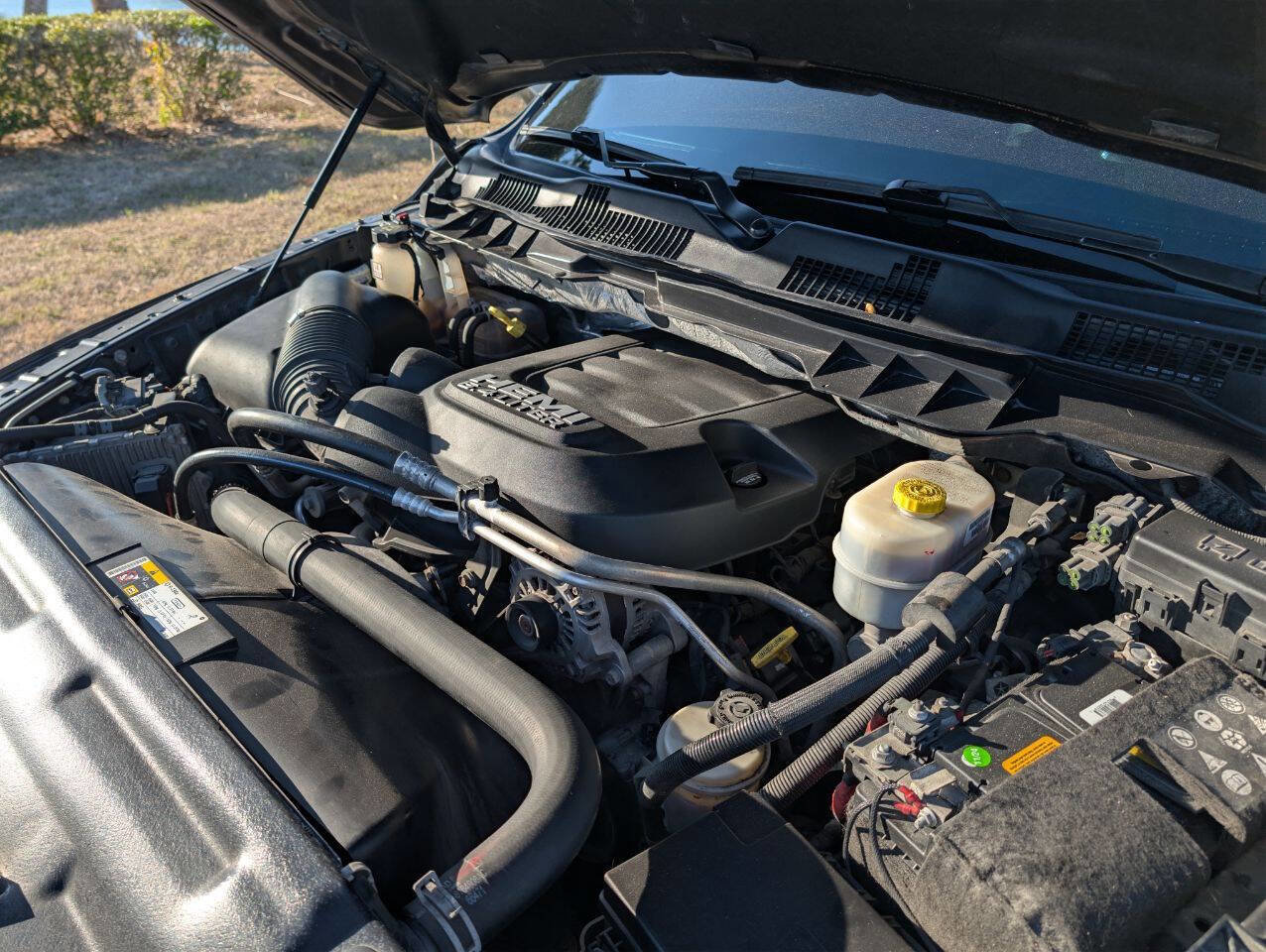 Used 2016 RAM 2500 Laramie w/ Convenience Group image 30