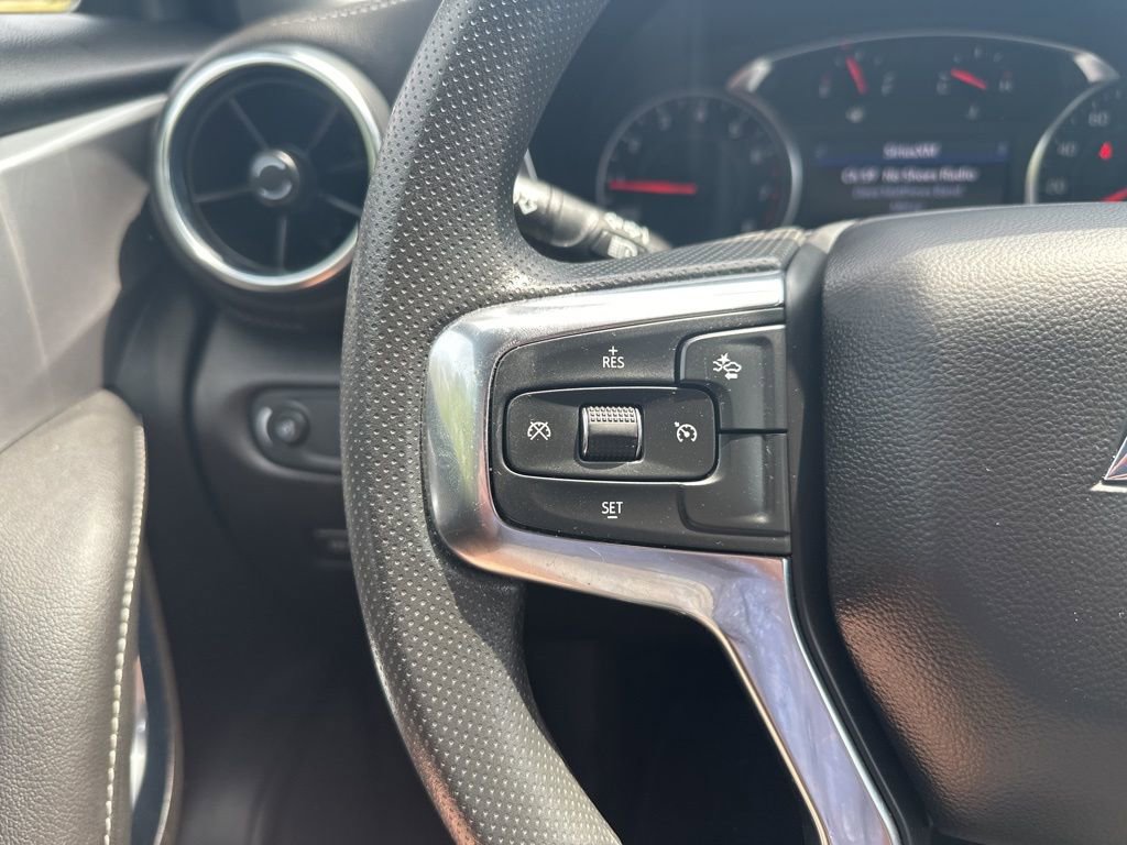 Used 2025 Chevrolet Blazer LT image 19