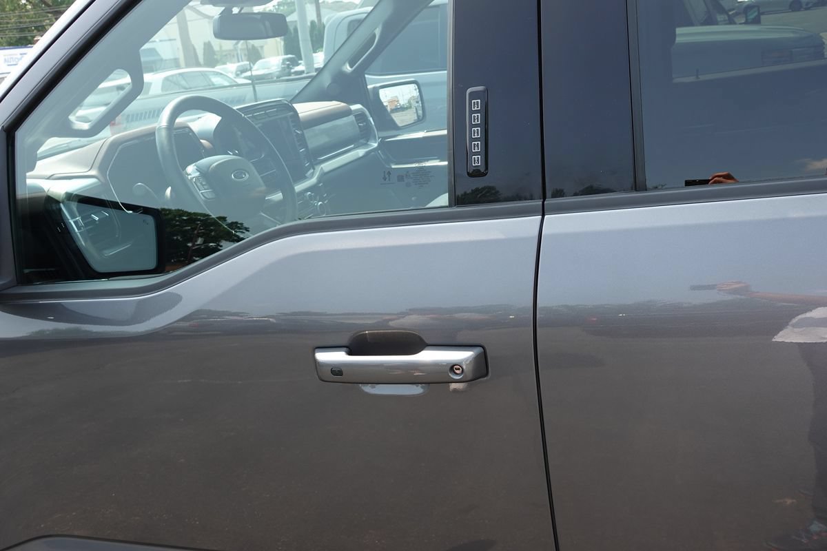 Used 2023 Ford F150 Lariat w/ Equipment Group 502A High AWD/4WD image 16