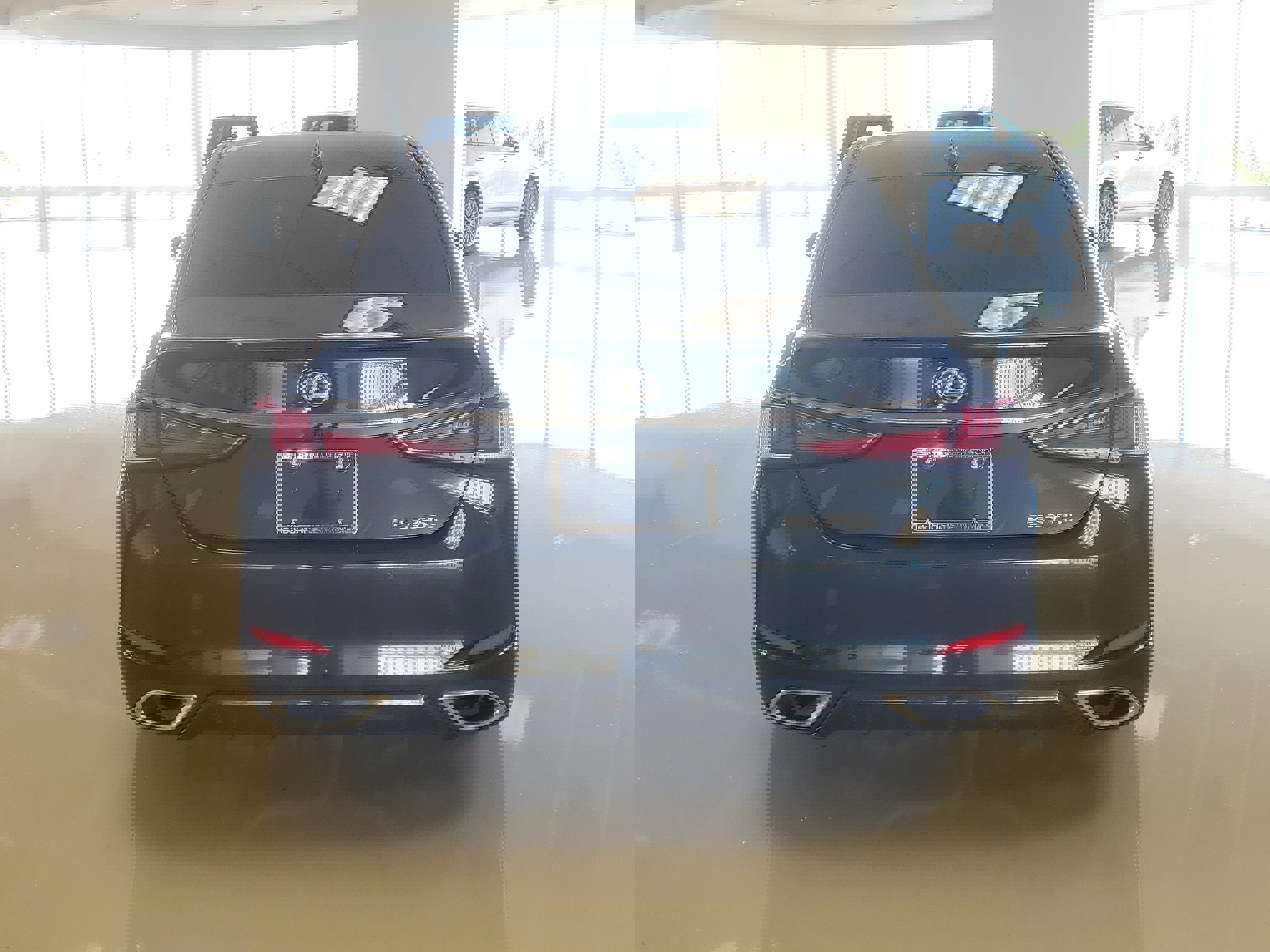 Certified 2024 Lexus ES 350 F Sport w/ Accessory Package (Z2) image 9