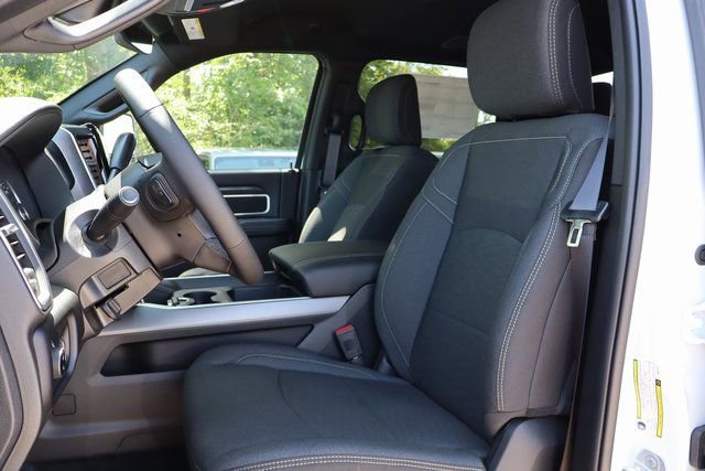 New 2025 RAM 2500 Big Horn AWD/4WD image 13