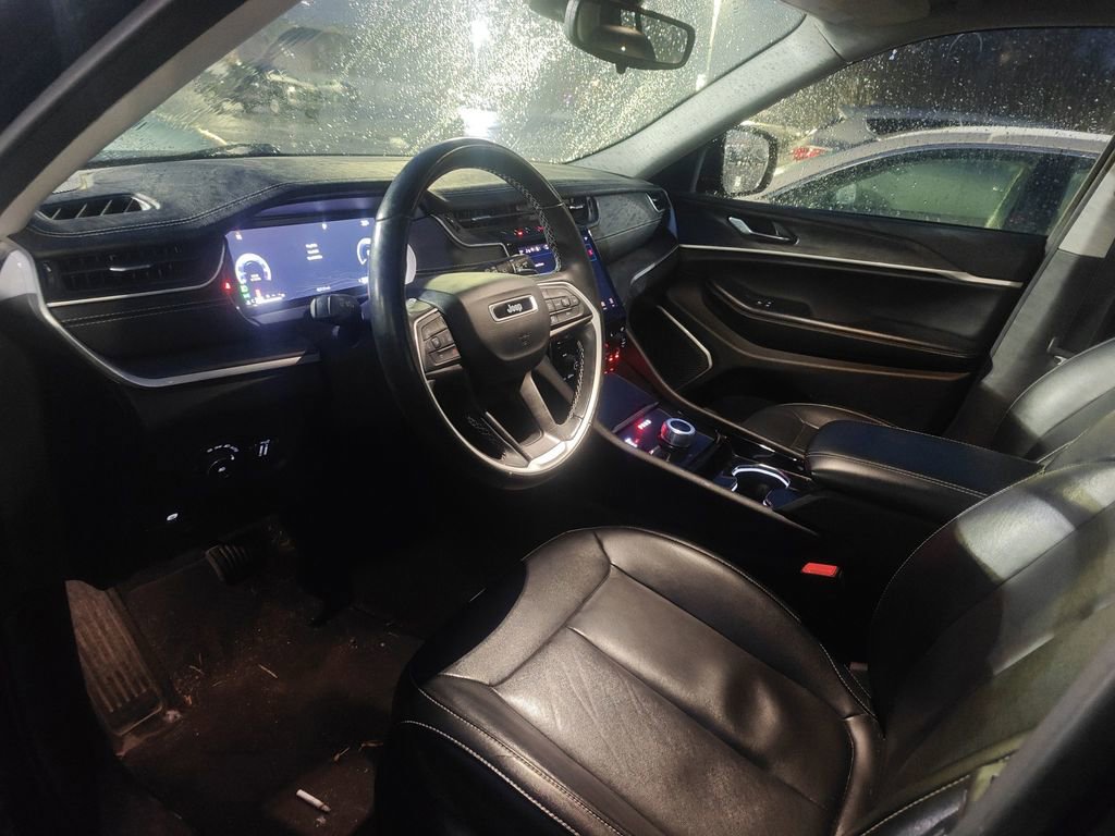 Used 2021 Jeep Grand Cherokee L Limited image 9