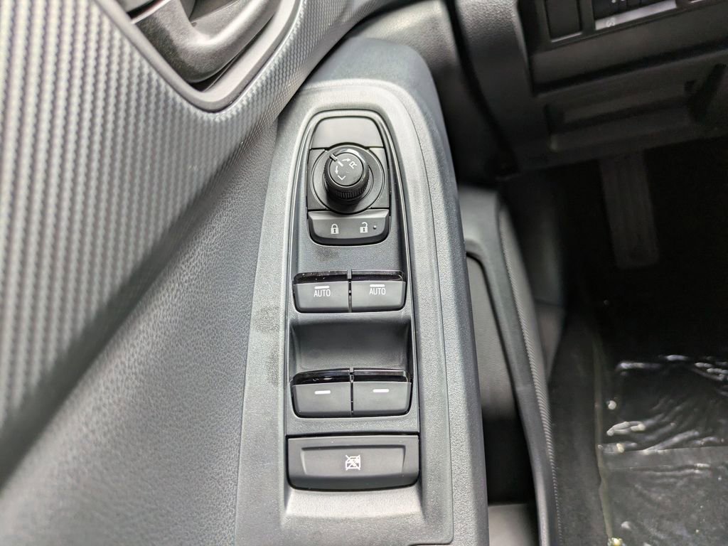Certified 2025 Subaru Crosstrek 2.0i Premium image 21