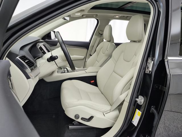 Certified 2025 Volvo XC90 T8 Plus w/ Protection Package Premier AWD/4WD image 30