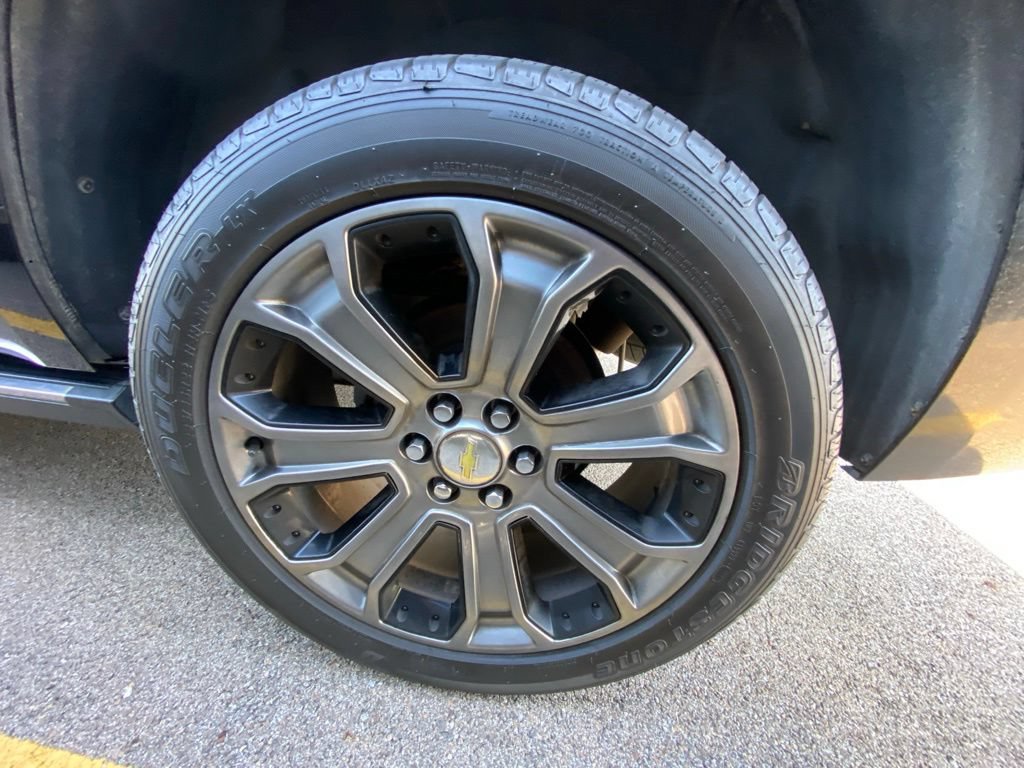 Used 2016 Chevrolet Tahoe LTZ AWD/4WD image 11