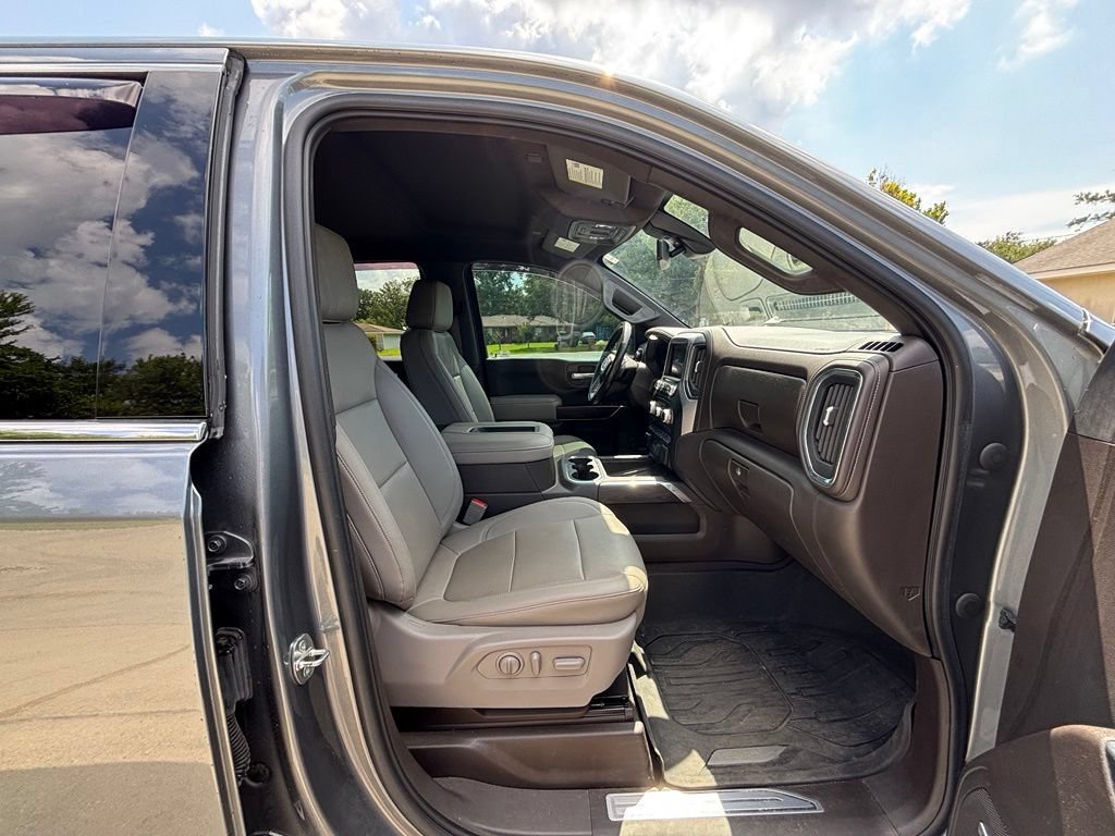 Used 2021 GMC Sierra 1500 SLT w/ SLT Premium Plus Package AWD/4WD image 21