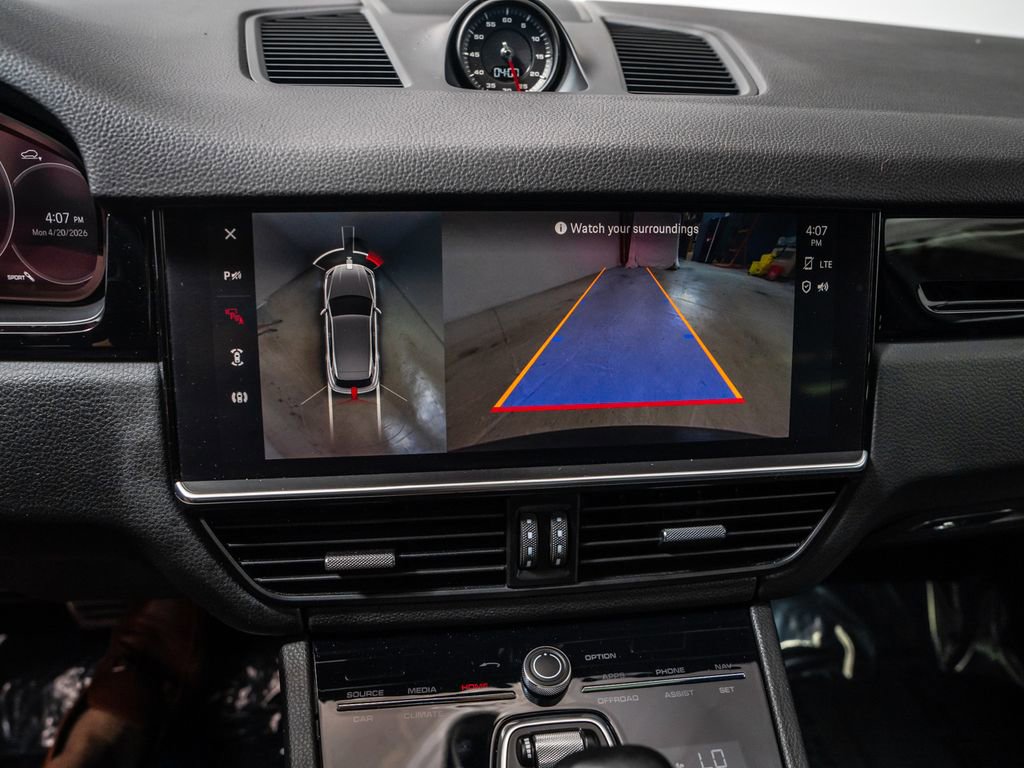 Used 2022 Porsche Cayenne S AWD/4WD image 19