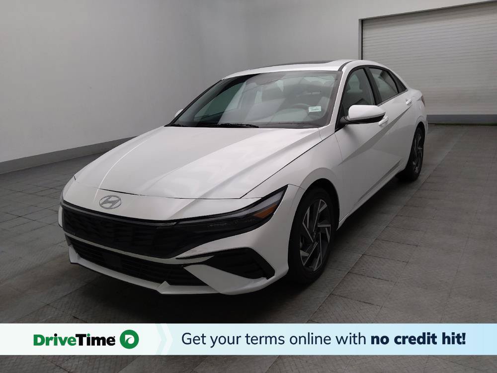 Used 2025 Hyundai Elantra SEL FWD image 1