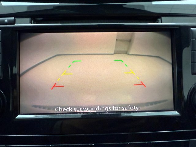 Used 2019 Nissan Rogue SV image 18