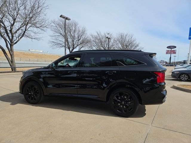 Used 2023 Kia Sorento SX image 8