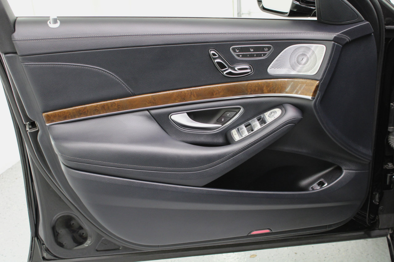 Used 2015 Mercedes-Benz S 550 Sedan image 36