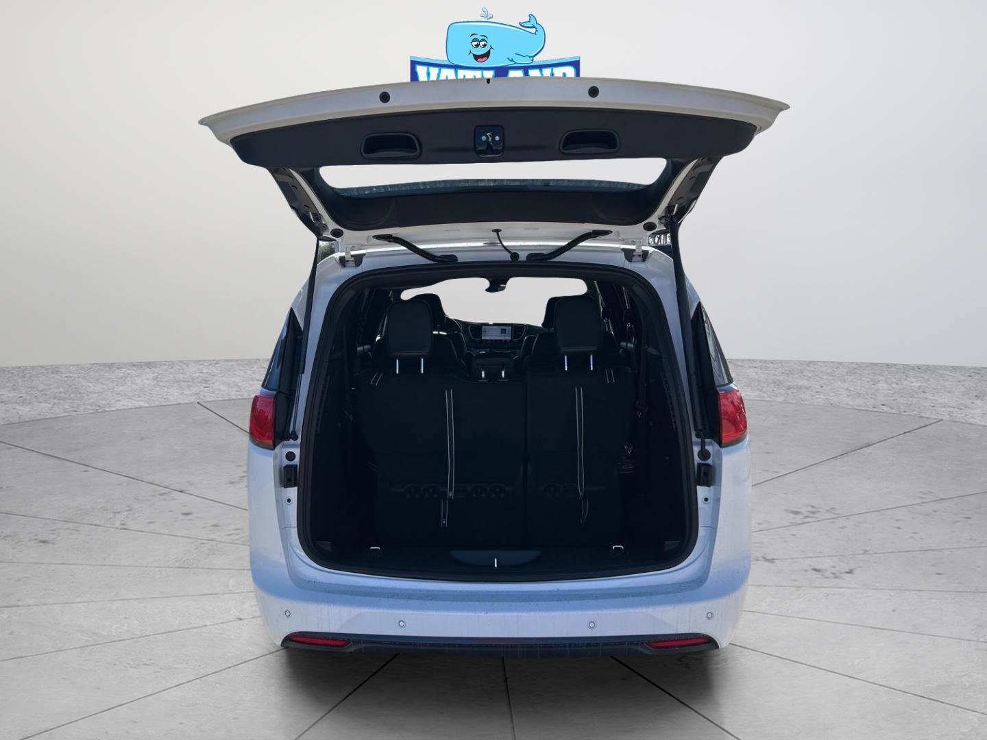 New 2026 Chrysler Voyager LX image 13