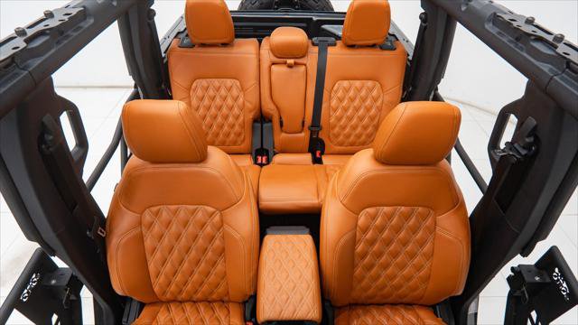 Used 2025 Ford Bronco CUSTOM image 34