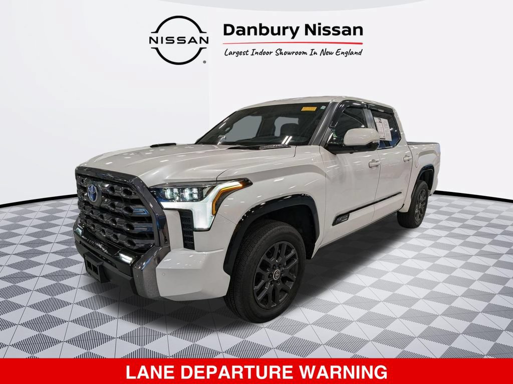 Used 2024 Toyota Tundra Platinum AWD/4WD image 8