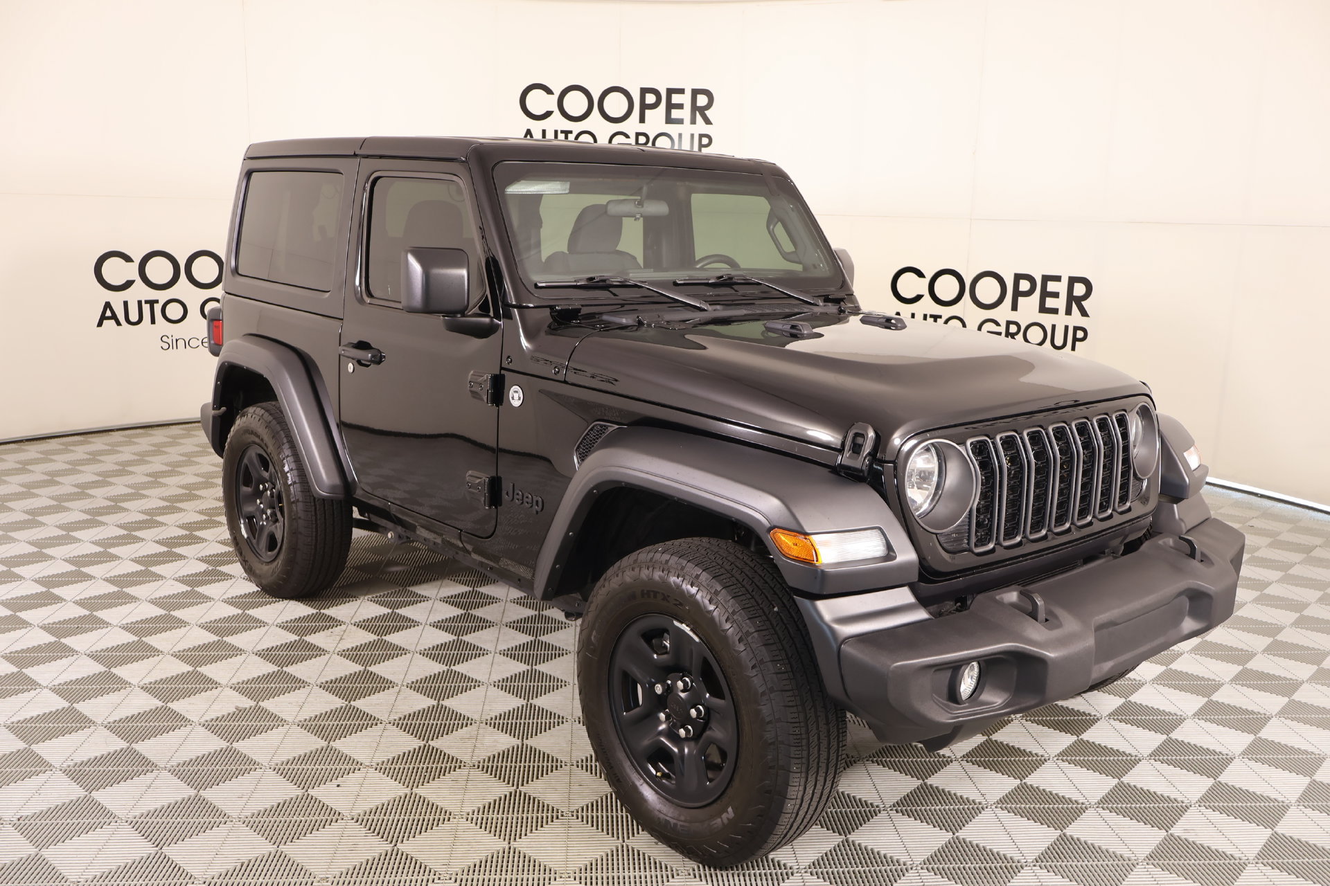 Used 2024 Jeep Wrangler Sport AWD/4WD image 1