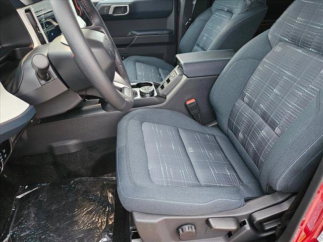 New 2025 Ford Bronco Heritage Edition image 4