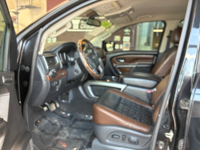 Used 2017 Nissan Titan Platinum Reserve RWD image 17
