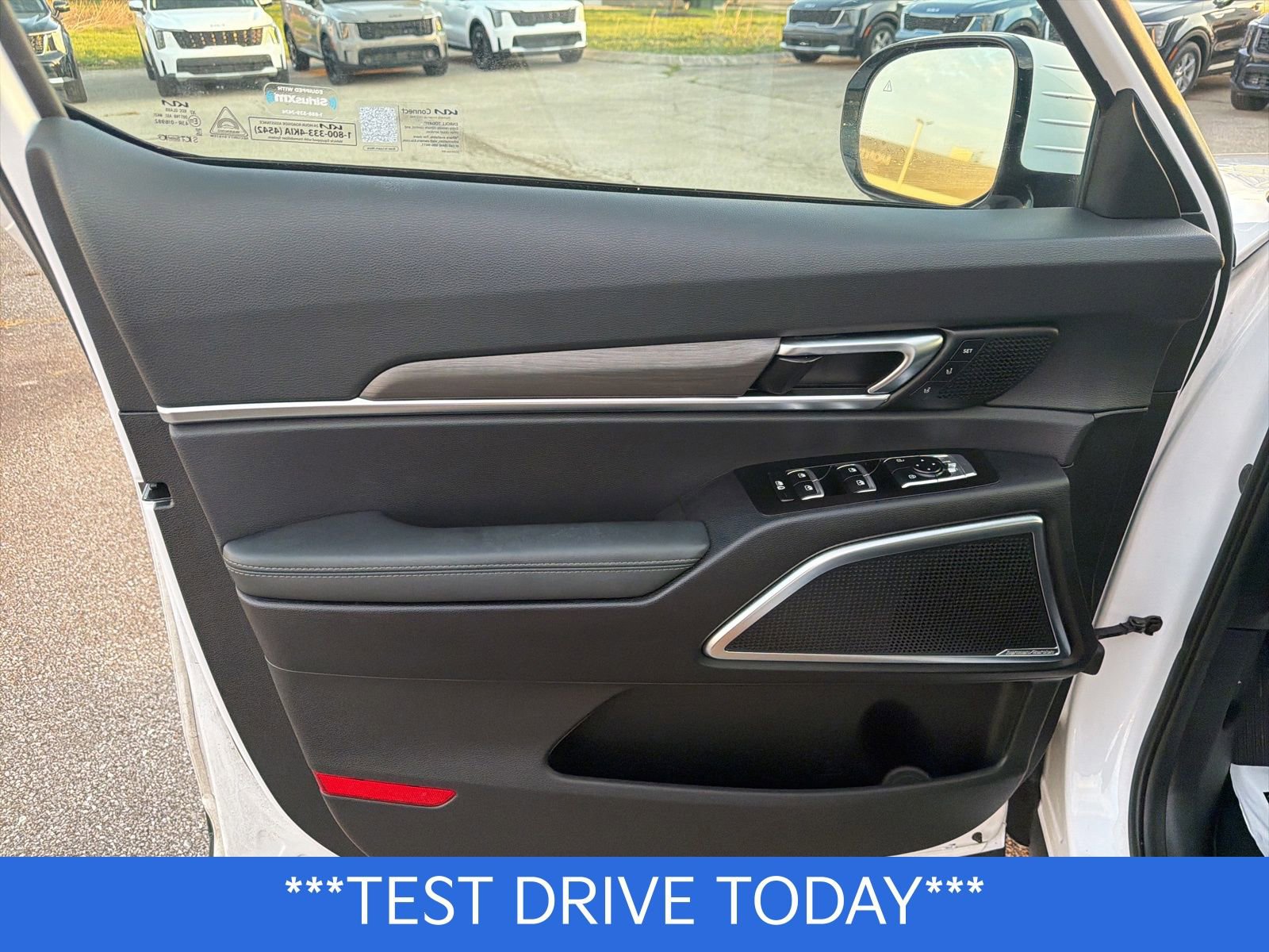 Certified 2023 Kia Telluride SX Prestige X-Line image 9