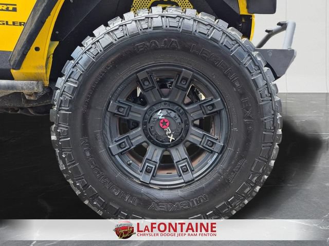 Used 2015 Jeep Wrangler Sport w/ Quick Order Package 24S AWD/4WD image 24