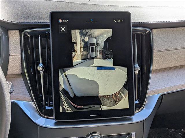 New 2026 Volvo XC90 T8 Plus w/ Protection Package Premier image 15