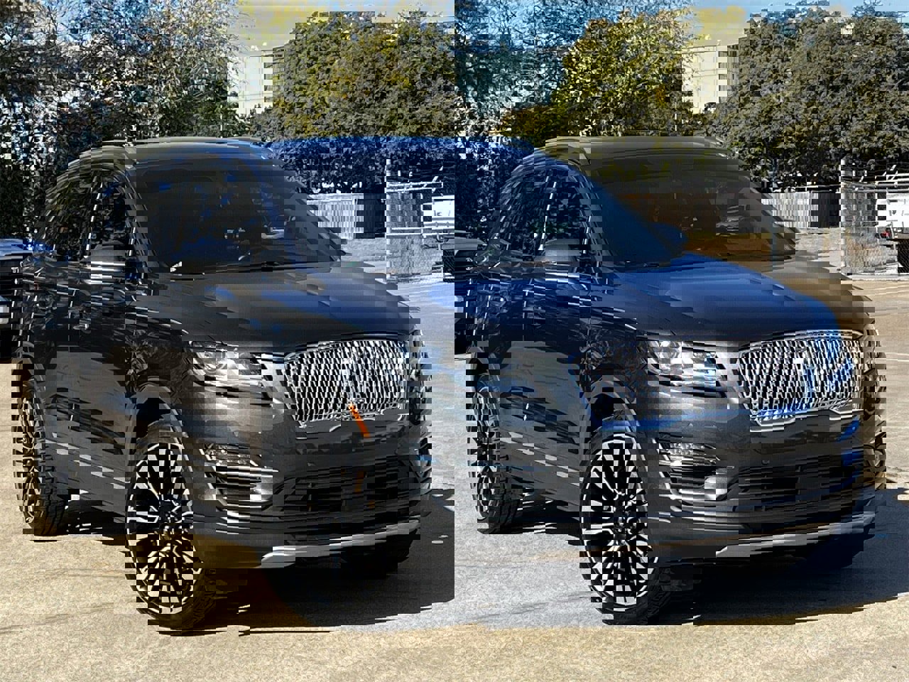 Used 2019 Lincoln MKC Reserve image 2