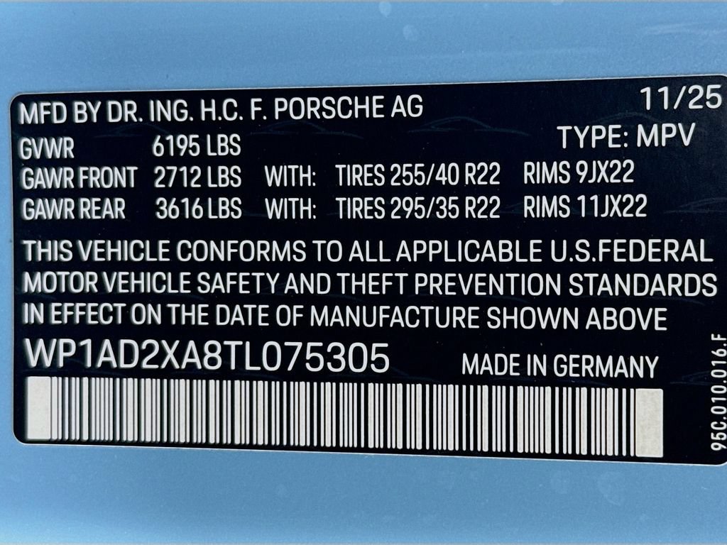 New 2026 Porsche Macan Electric RWD image 36