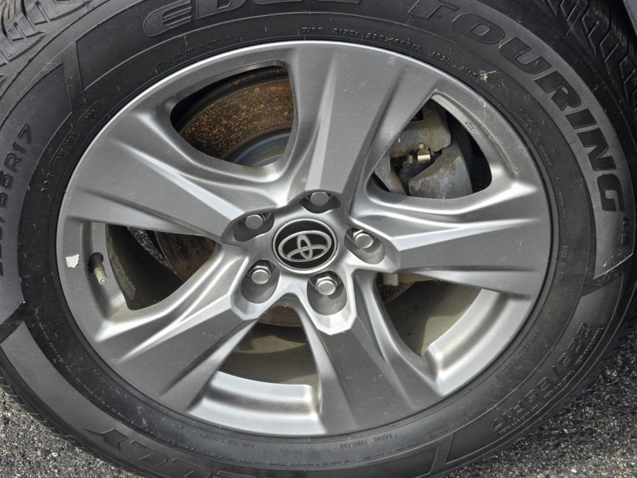 Certified 2022 Toyota RAV4 LE AWD/4WD image 7