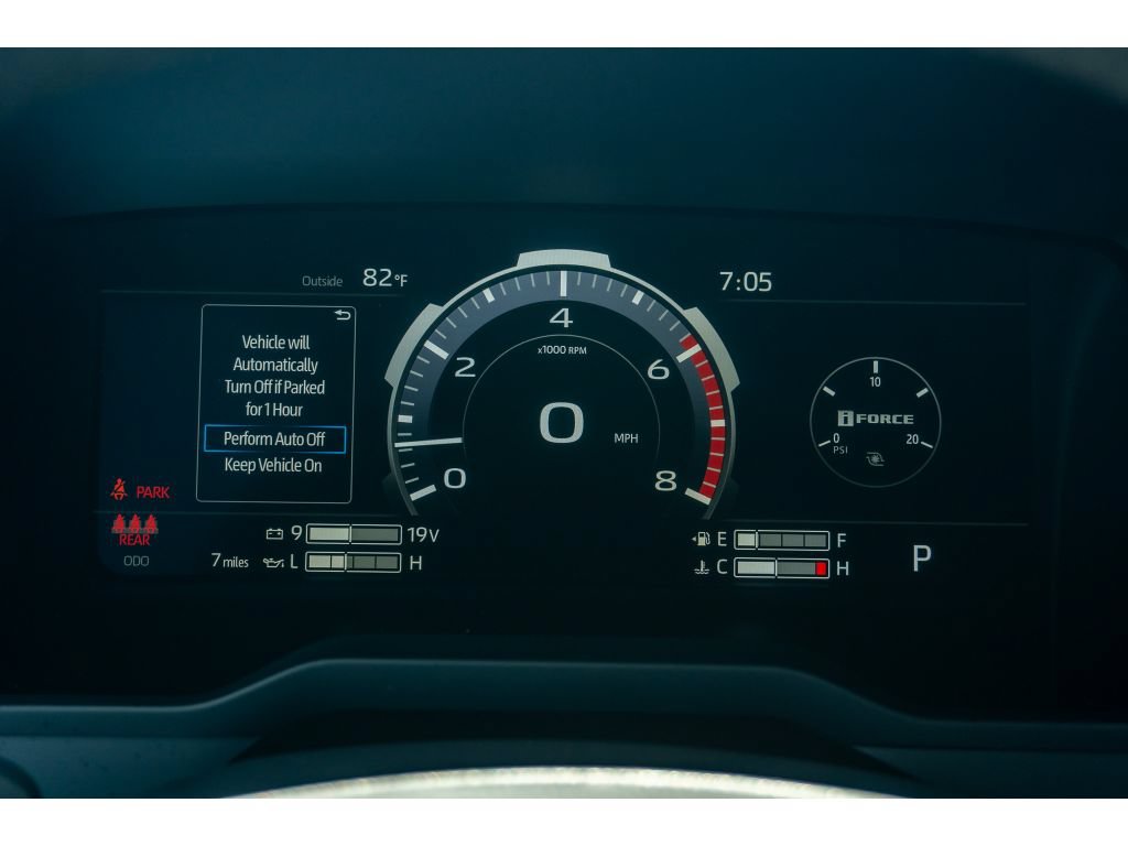 Used 2026 Toyota Tundra Limited AWD/4WD image 21