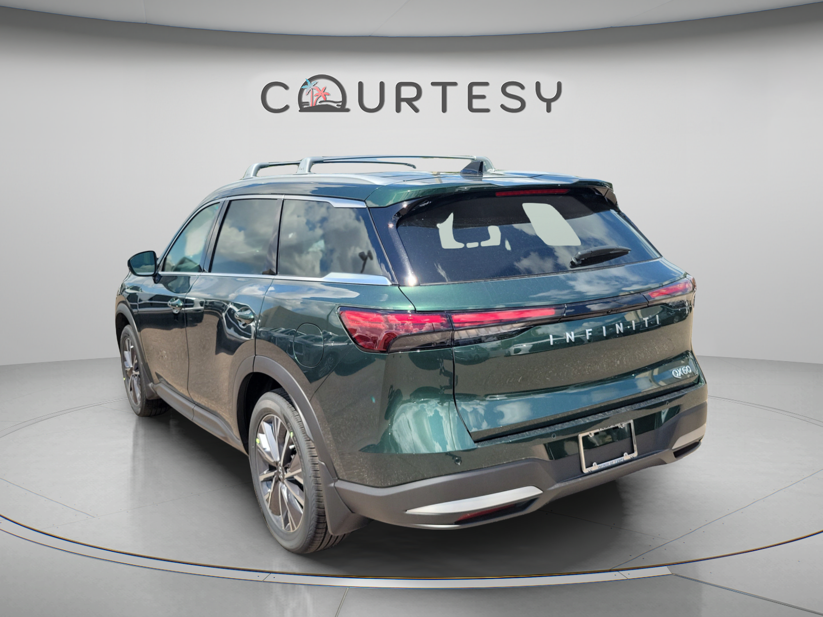 New 2027 INFINITI QX60 Luxe FWD image 2